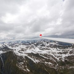 Flugwegposition um 11:47:32: Aufgenommen in der Nähe von Gemeinde Vomp, Österreich in 2450 Meter